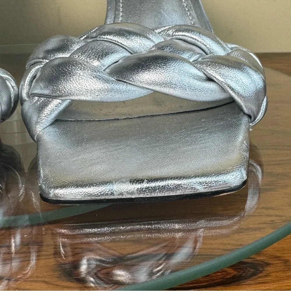 Marc Fisher LTD Hammy Sandal - silver - size 6 - Picture 7 of 16